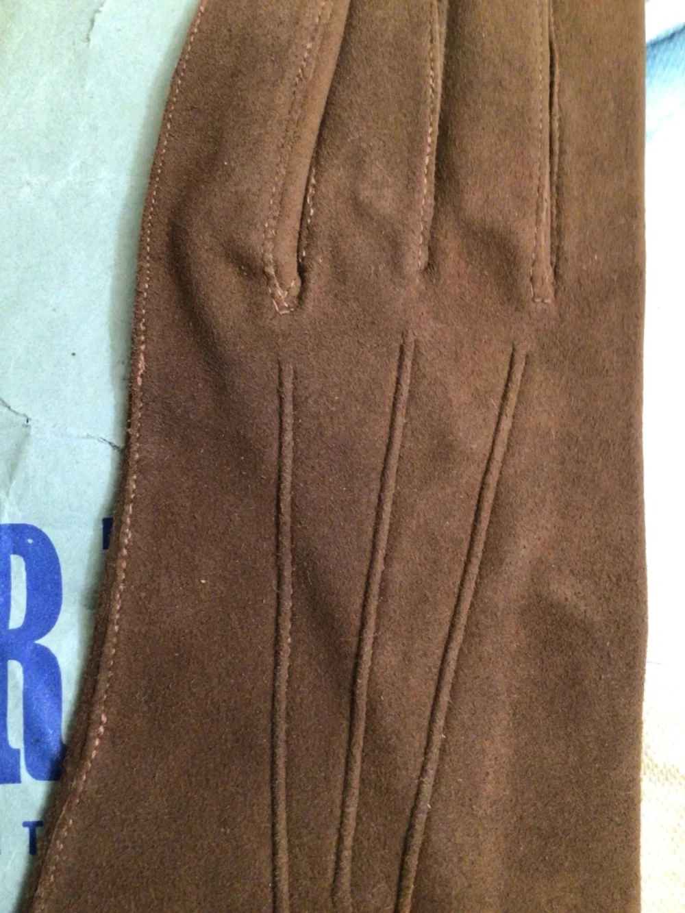 Vintage Womens Brown Suede Gloves Mid Length